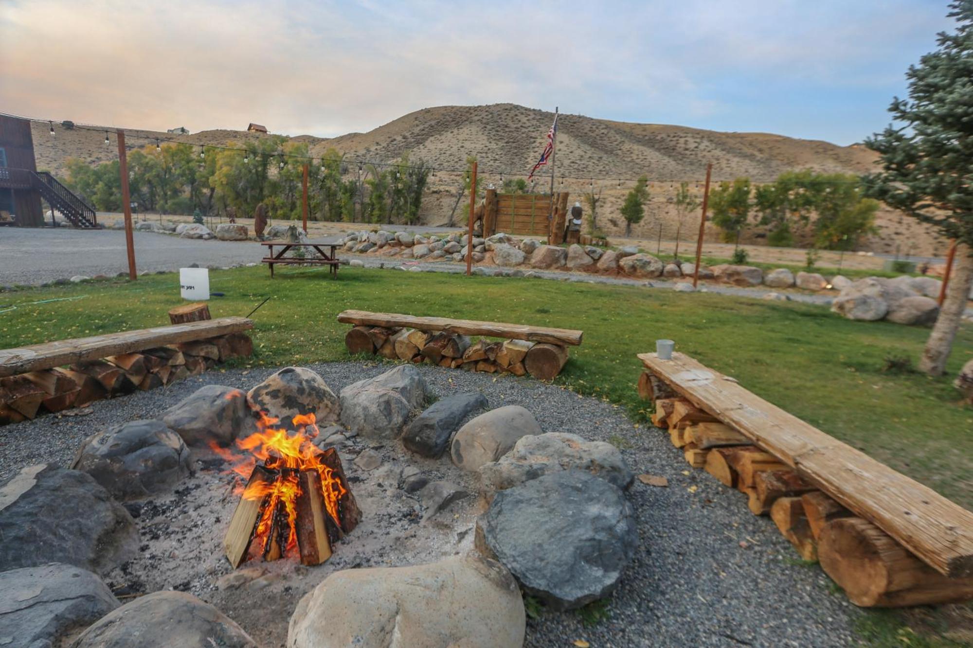 Chinook Winds Lodge Dubois Extérieur photo